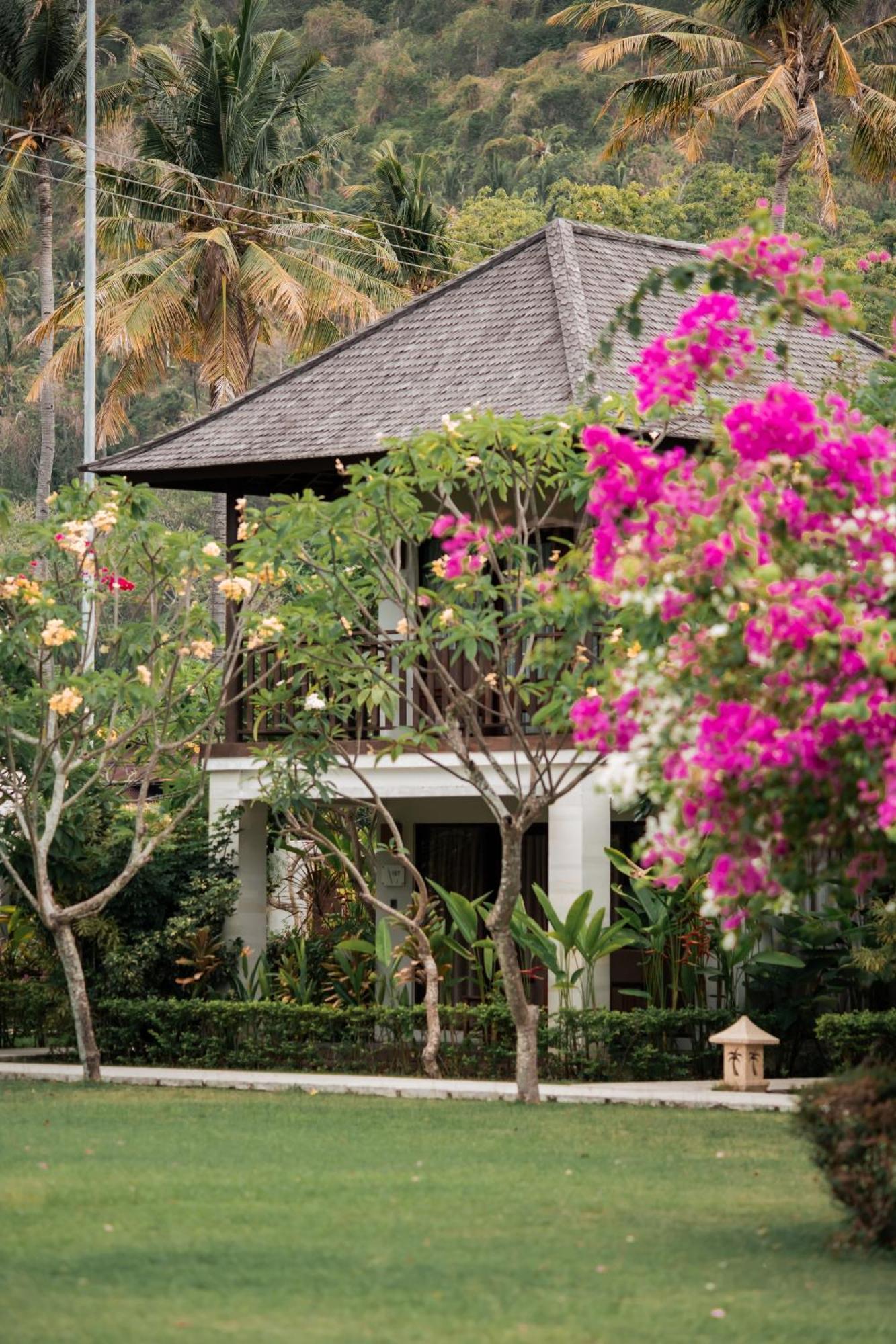Living Asia Resort And Spa Senggigi Buitenkant foto