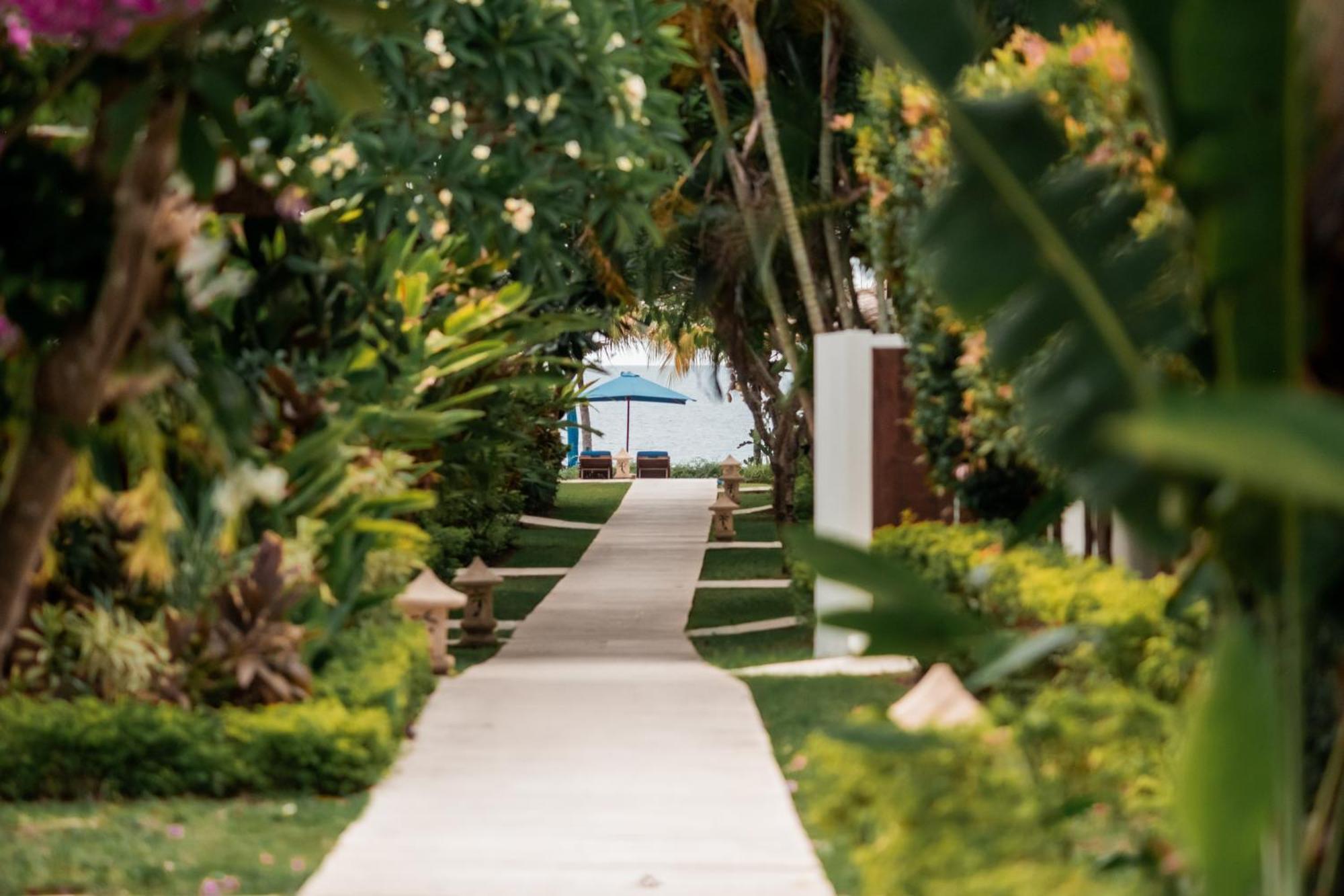 Living Asia Resort And Spa Senggigi Buitenkant foto
