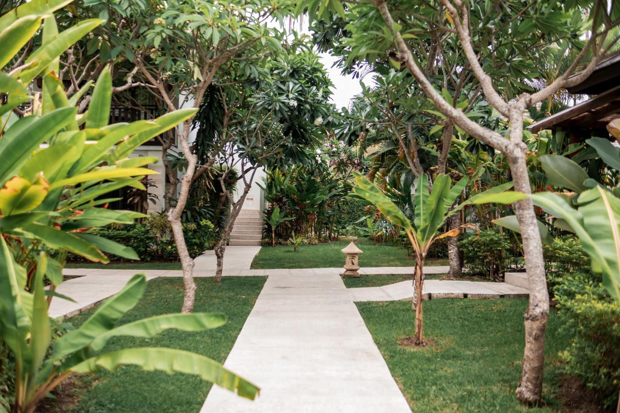Living Asia Resort And Spa Senggigi Buitenkant foto